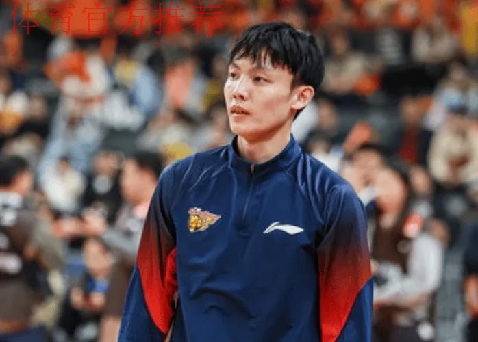 首战广东曝巨大隐患!徐杰伤退引进攻崩盘,最后希望寄予麦考尔了 首战广东曝巨大隐患!徐杰伤退引进攻崩盘,最后希望寄予麦考尔了